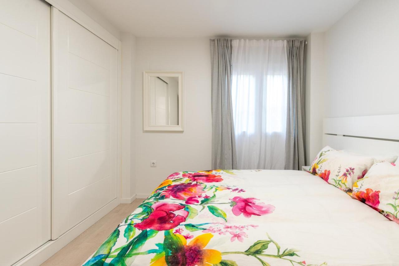 Whitey Aparment In Triana Apartment Seville Ngoại thất bức ảnh